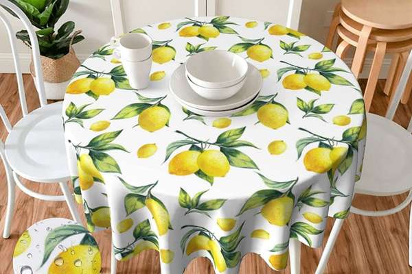 Lemon Round Tablecloth